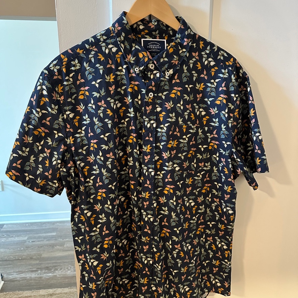 Charles Tyrwhitt Navy Floral Men's Shirt